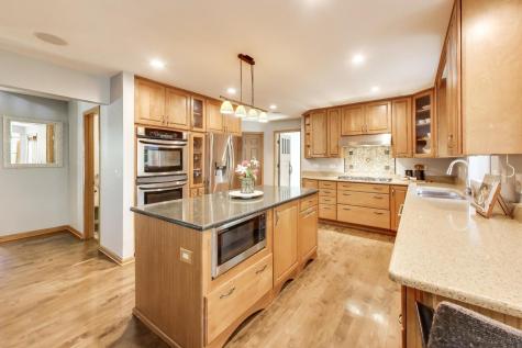 845 Saugatuck Trail Vernon Hills IL 60061