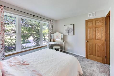 845 Saugatuck Trail Vernon Hills IL 60061