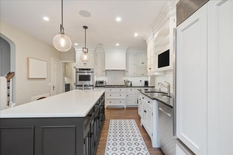 599 Woodlawn Avenue Glencoe IL 60022