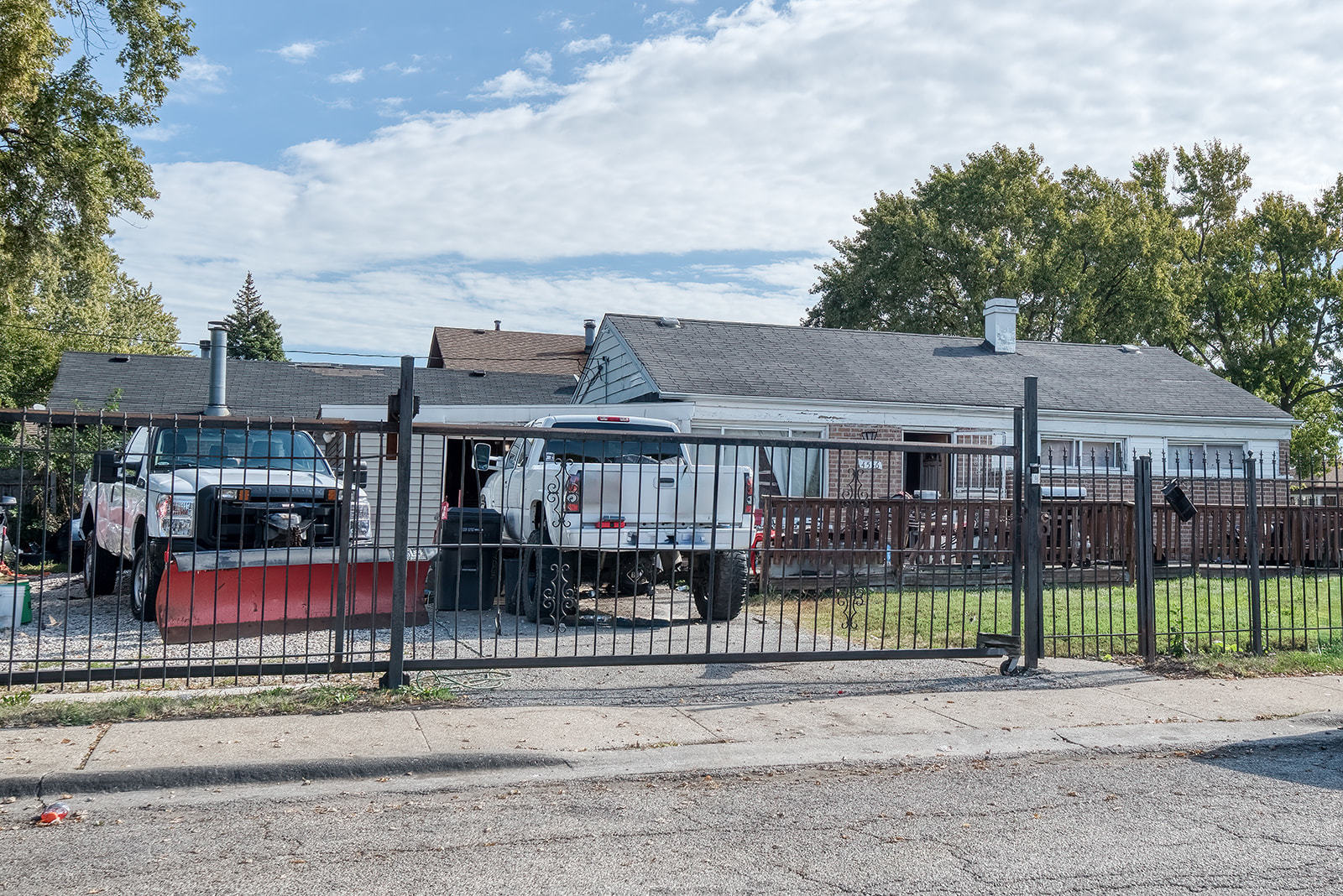 4536 West 83rd Street Chicago IL 60652