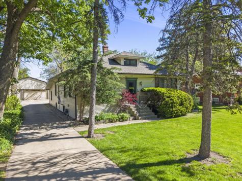 1924 Pine Road Homewood IL 60430