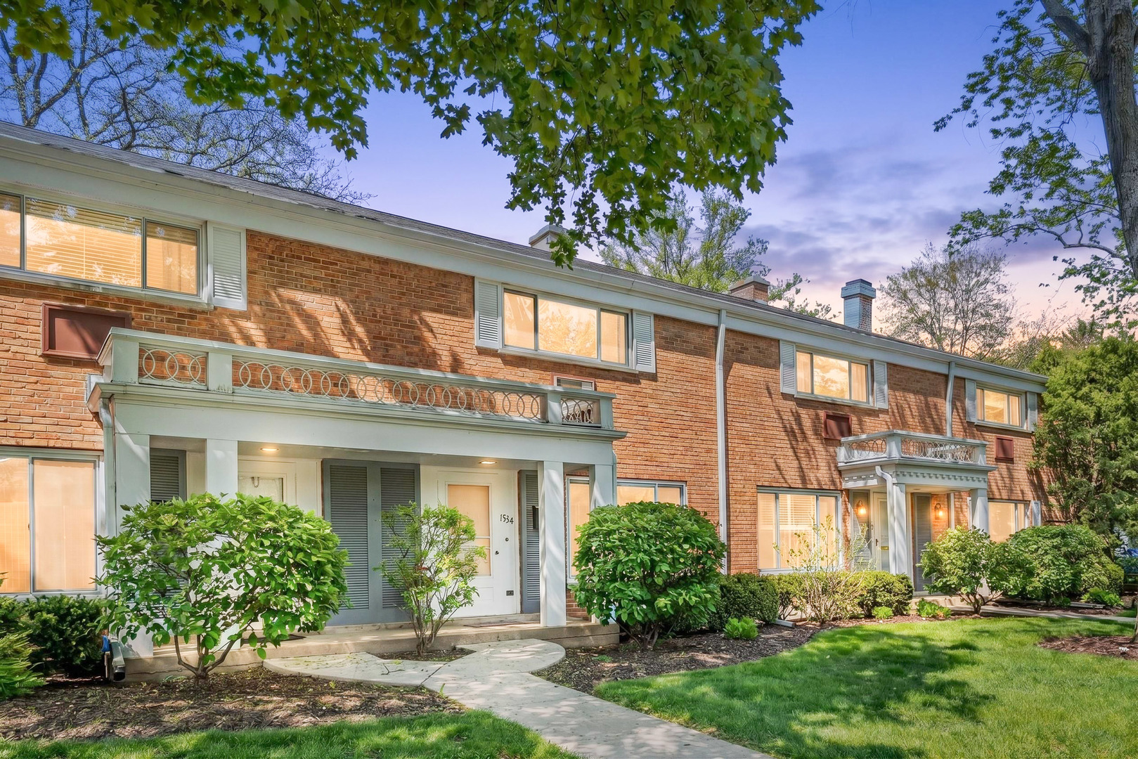 1534 Palmgren Drive Glenview IL 60025