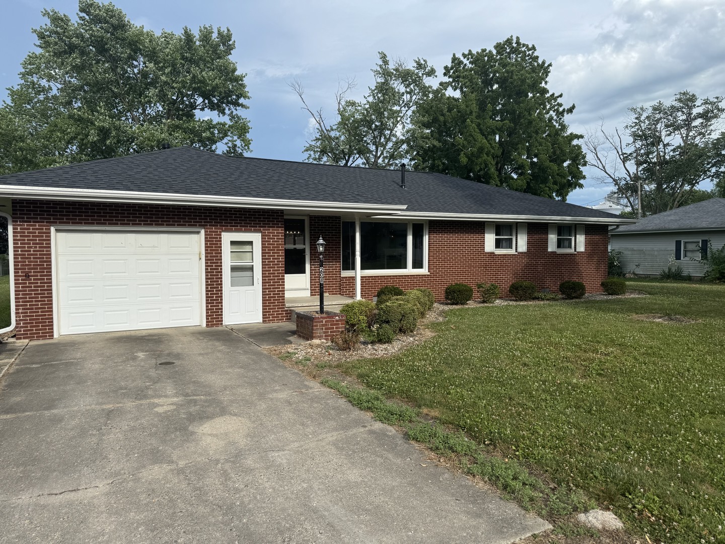 208 North Wisconsin Street Atwood IL 61913