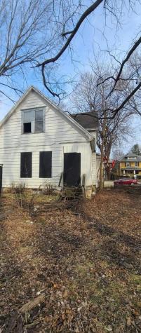 469 South Wildwood Avenue Kankakee IL 60901