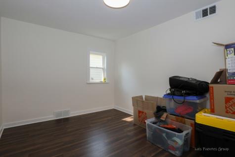 2413 20TH Street North Chicago IL 60064