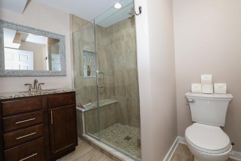 2413 20TH Street North Chicago IL 60064