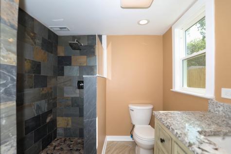 2413 20TH Street North Chicago IL 60064