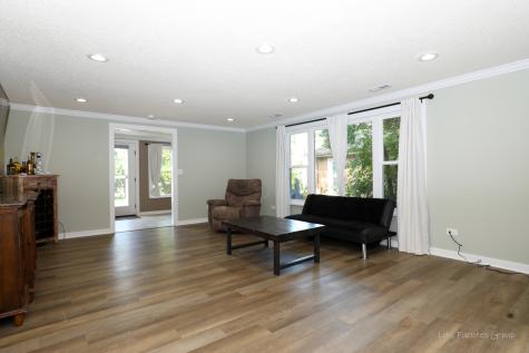 2413 20TH Street North Chicago IL 60064