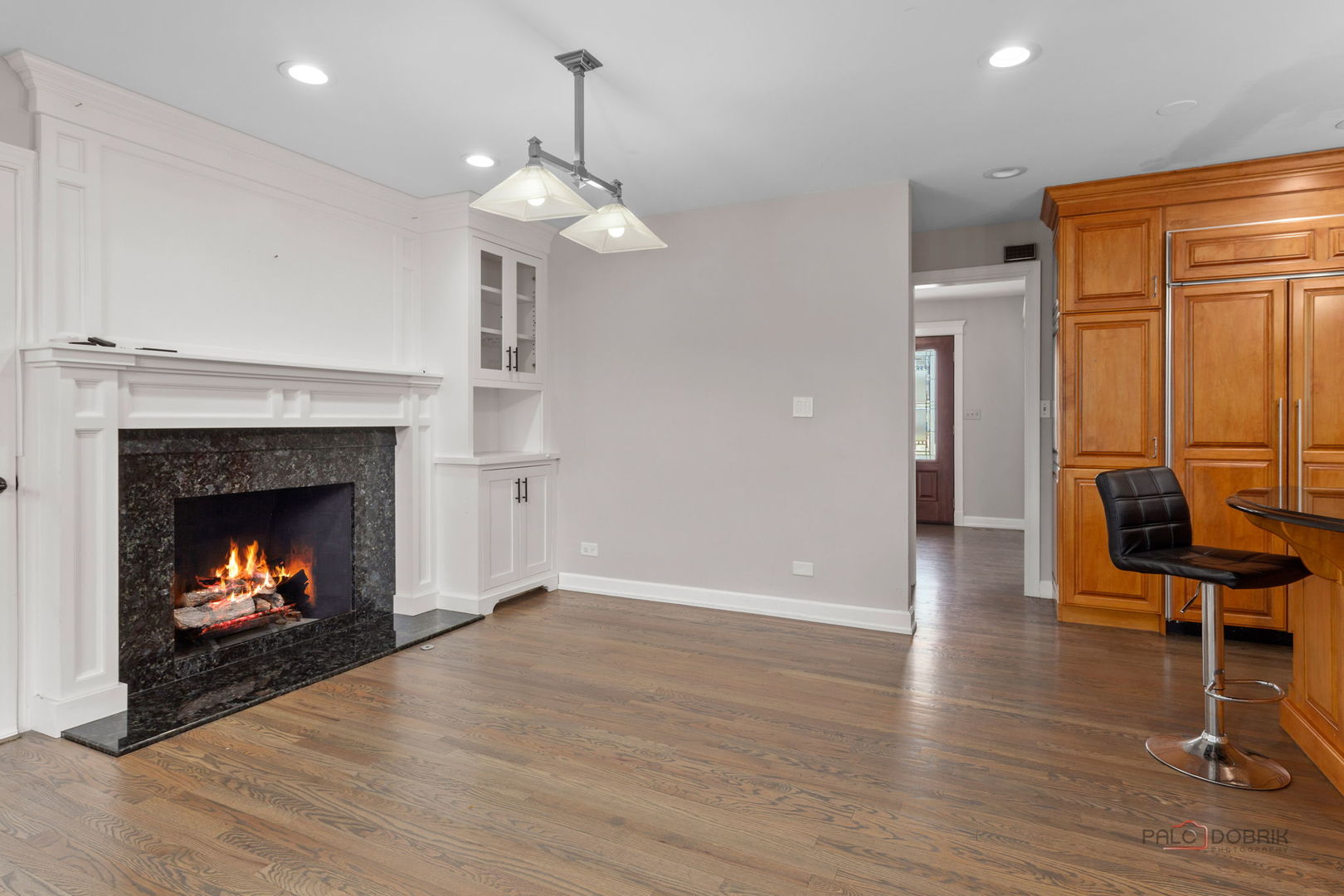 2326 West Weathersfield Way Schaumburg IL 60193
