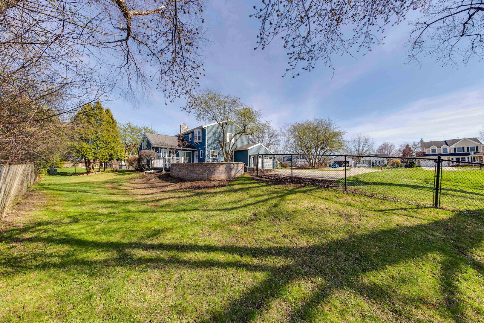 2326 West Weathersfield Way Schaumburg IL 60193