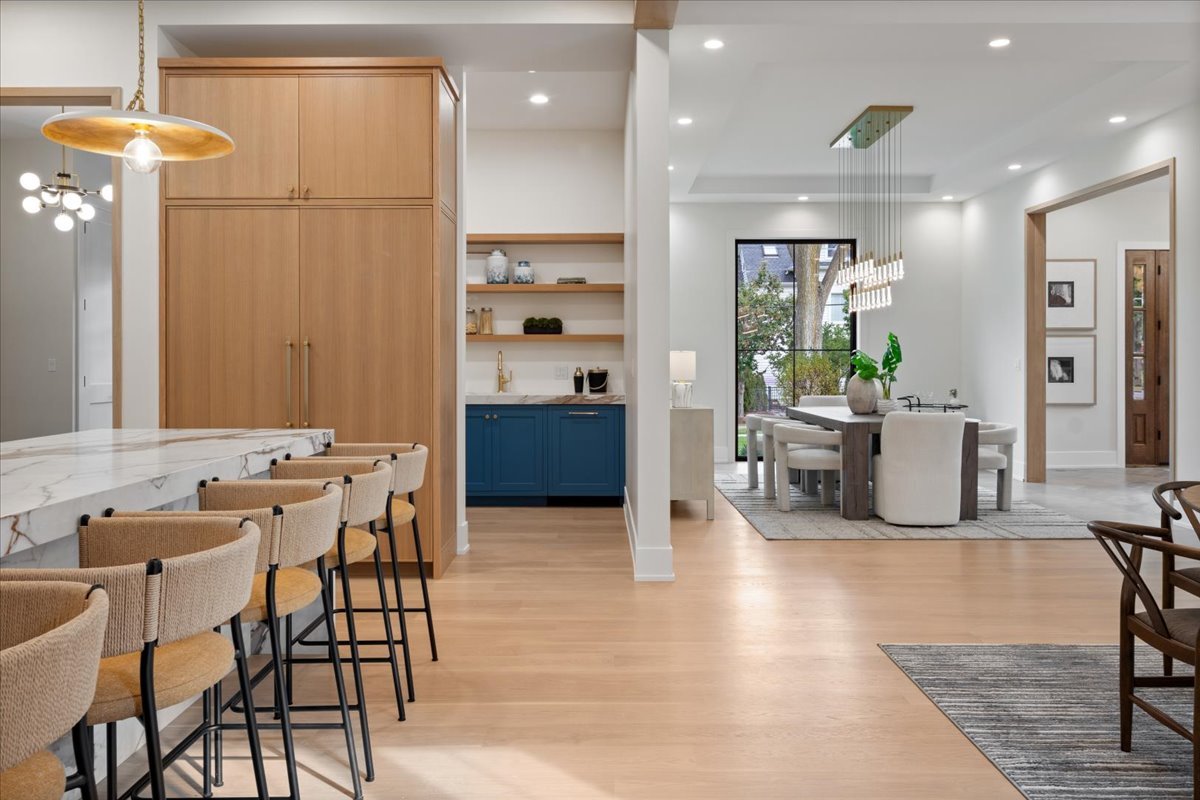 104 South Monroe Street Hinsdale IL 60521