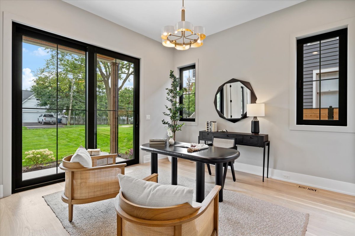 104 South Monroe Street Hinsdale IL 60521