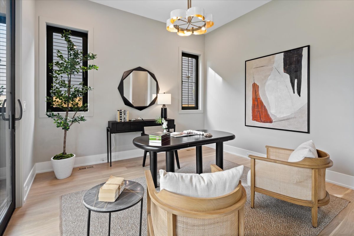 104 South Monroe Street Hinsdale IL 60521