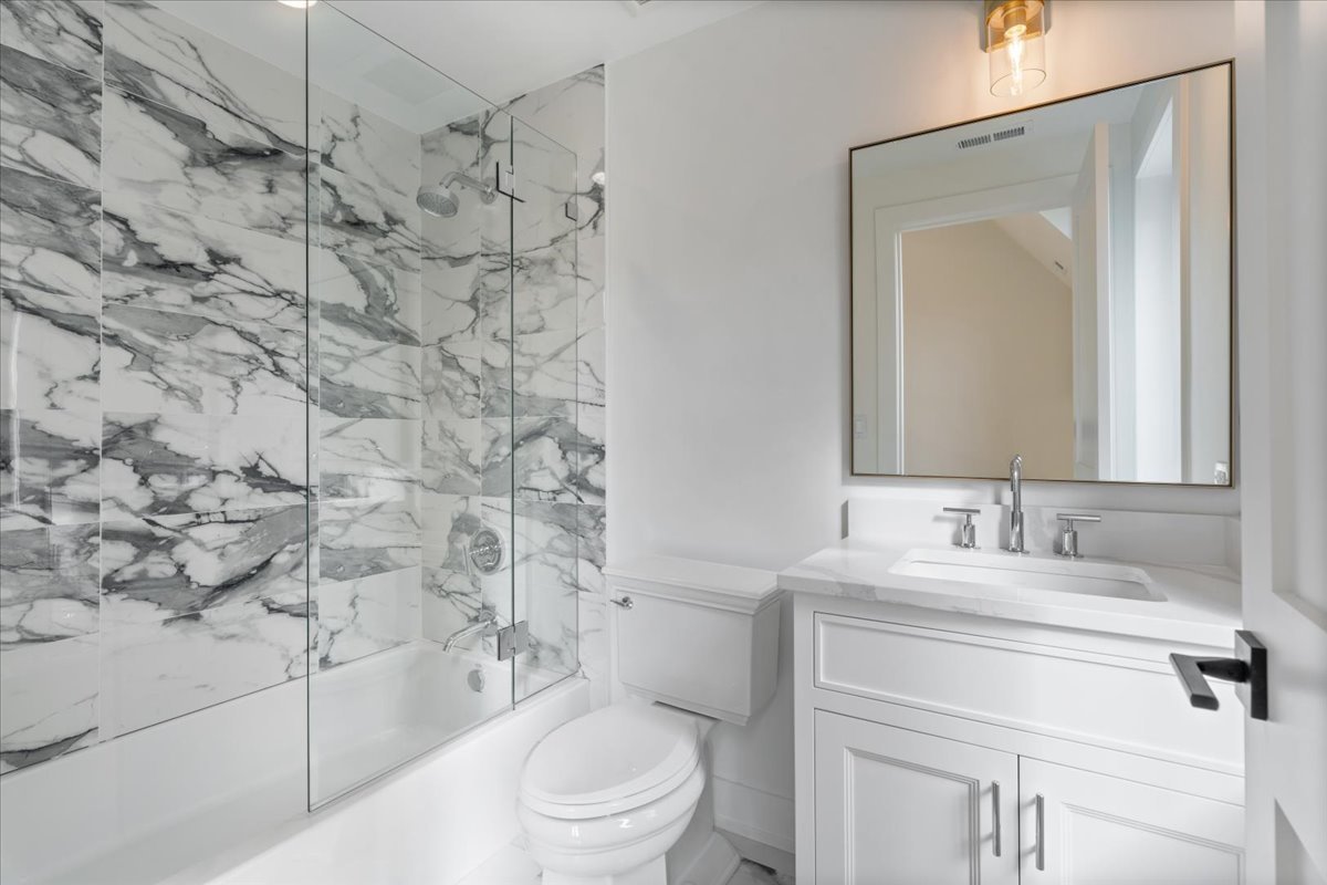 104 South Monroe Street Hinsdale IL 60521