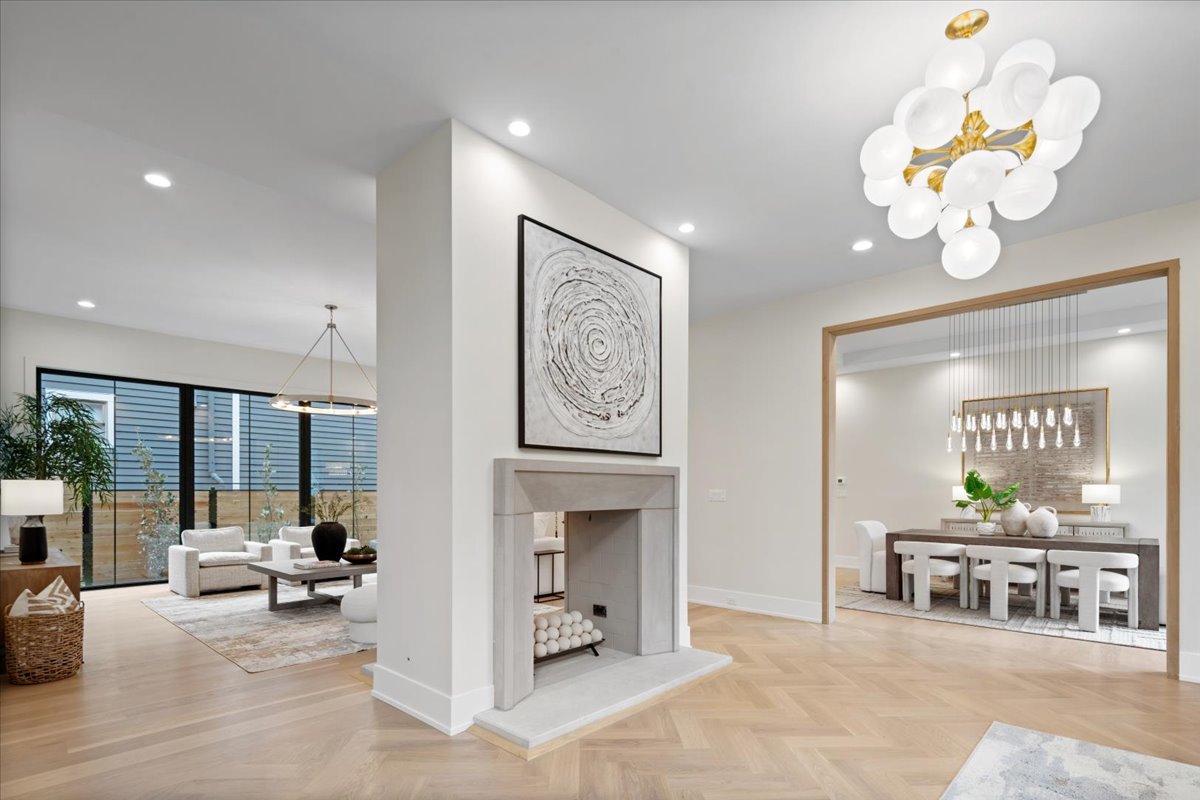 104 South Monroe Street Hinsdale IL 60521