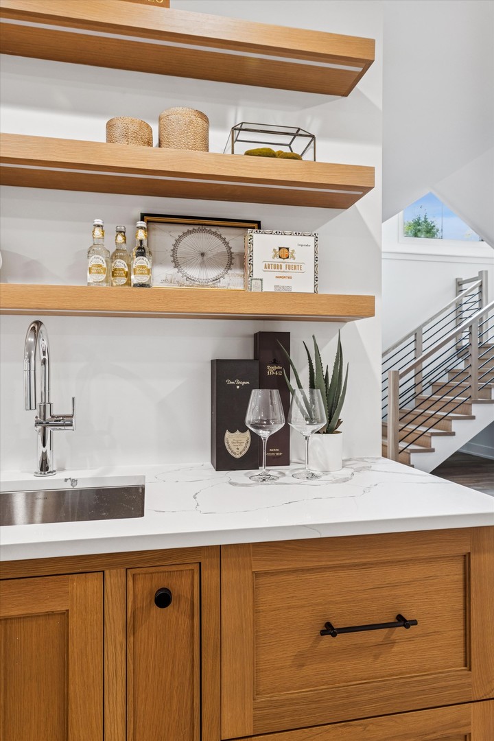 104 South Monroe Street Hinsdale IL 60521