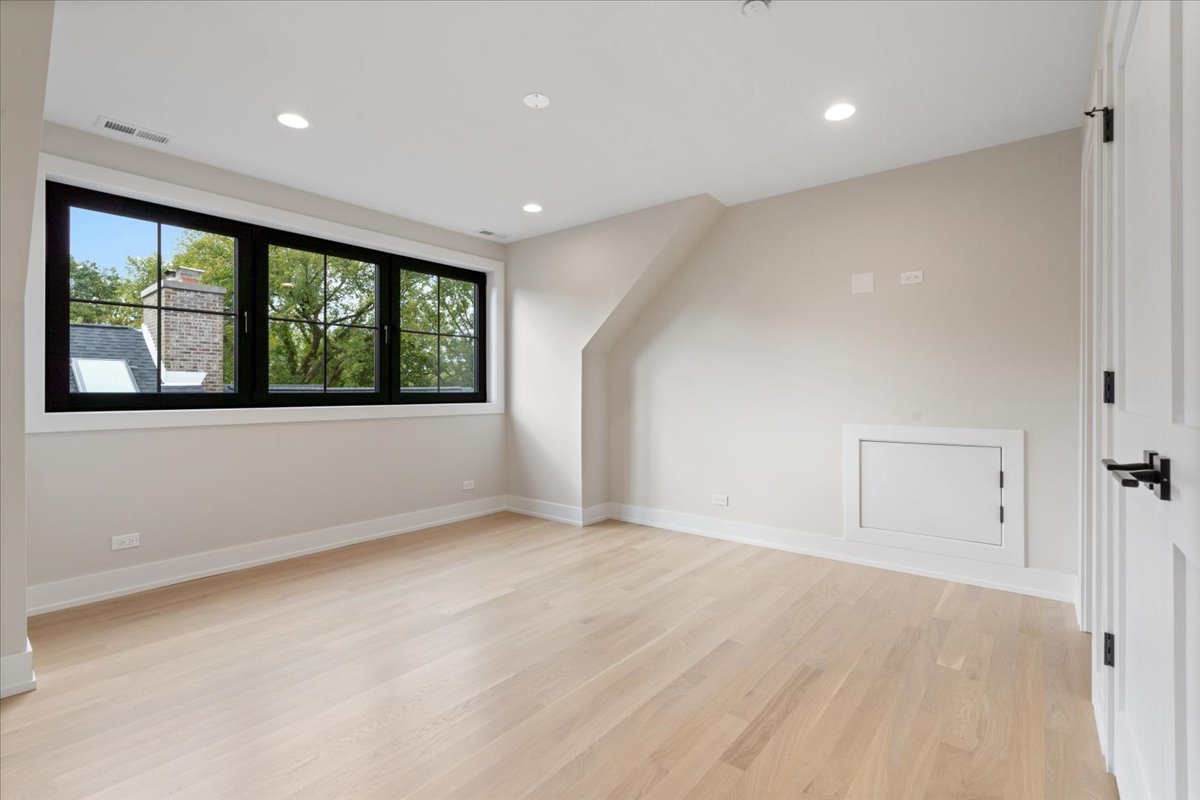 104 South Monroe Street Hinsdale IL 60521