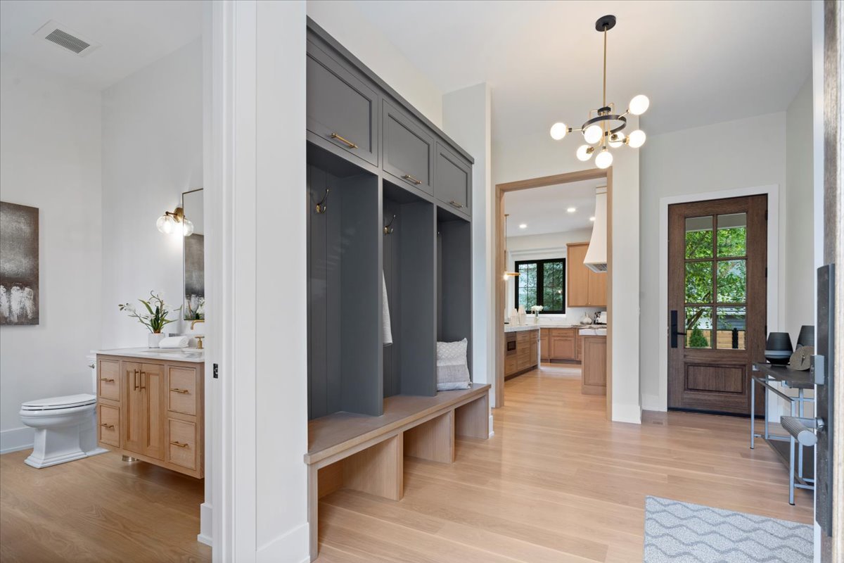 104 South Monroe Street Hinsdale IL 60521