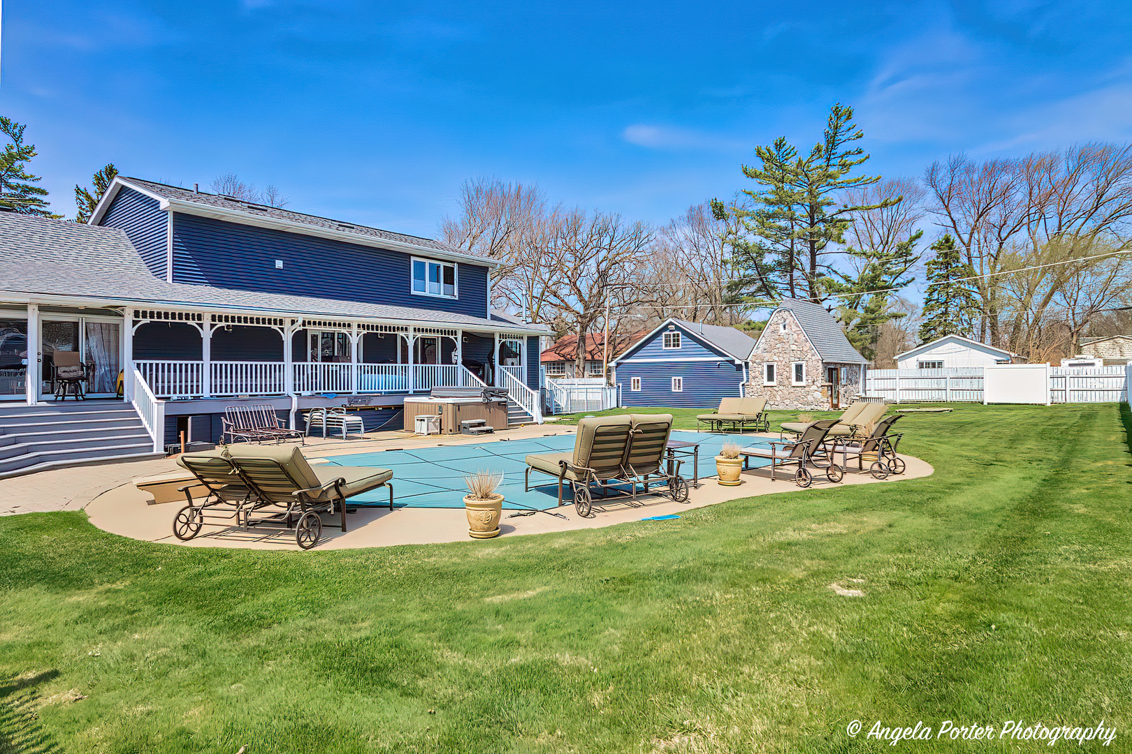 41653 North Lotus Avenue Antioch IL 60002