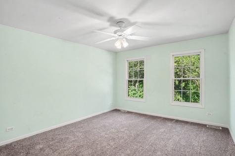 205 Willowwood Drive Oswego IL 60543