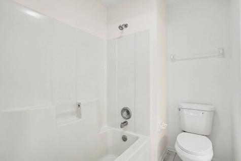 205 Willowwood Drive Oswego IL 60543