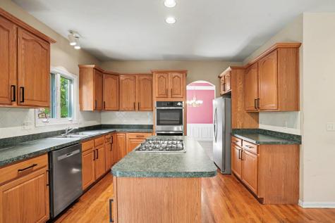 205 Willowwood Drive Oswego IL 60543