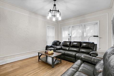 4108 West 103rd Street Oak Lawn IL 60453