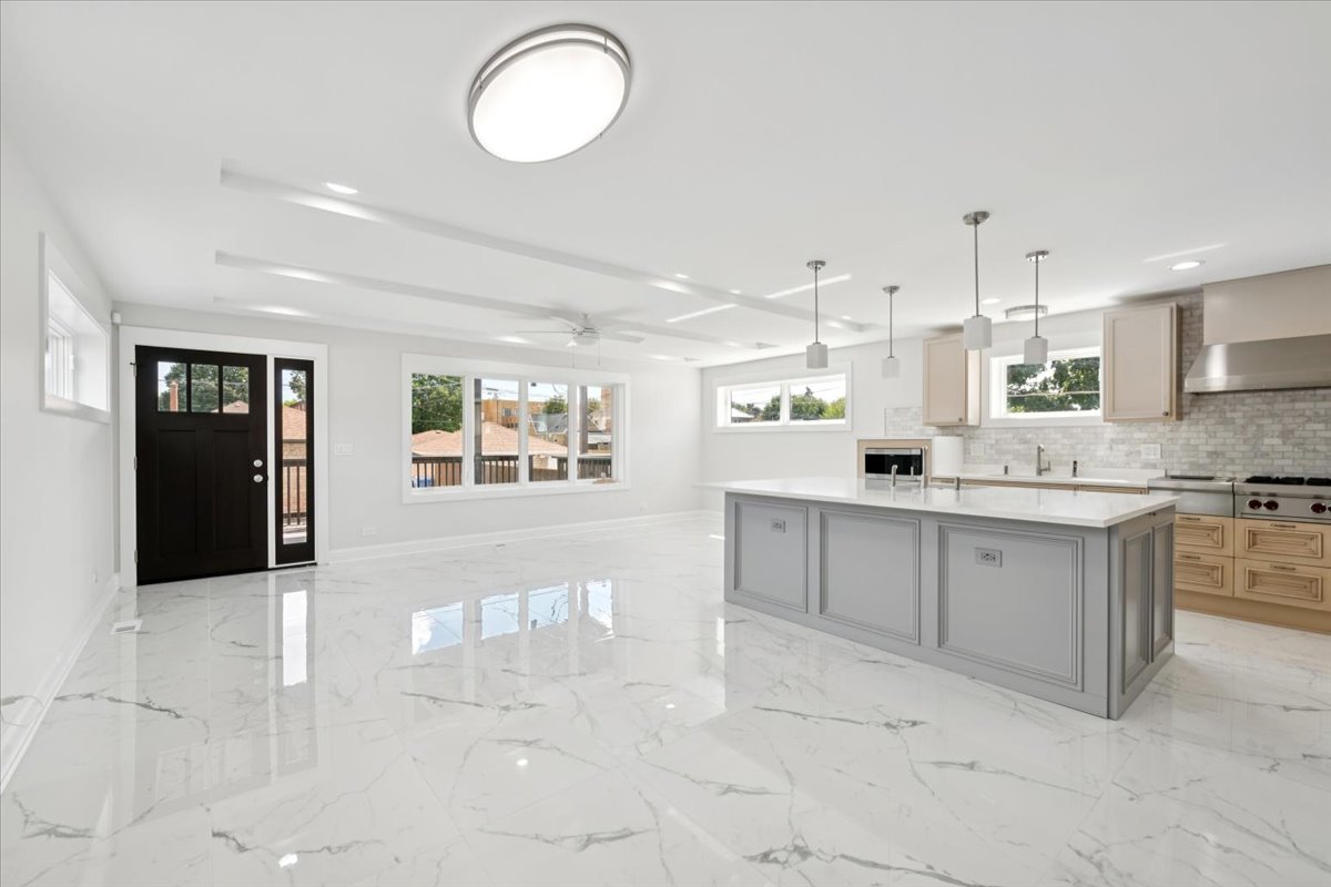 1905 North Nordica Avenue Chicago IL 60707