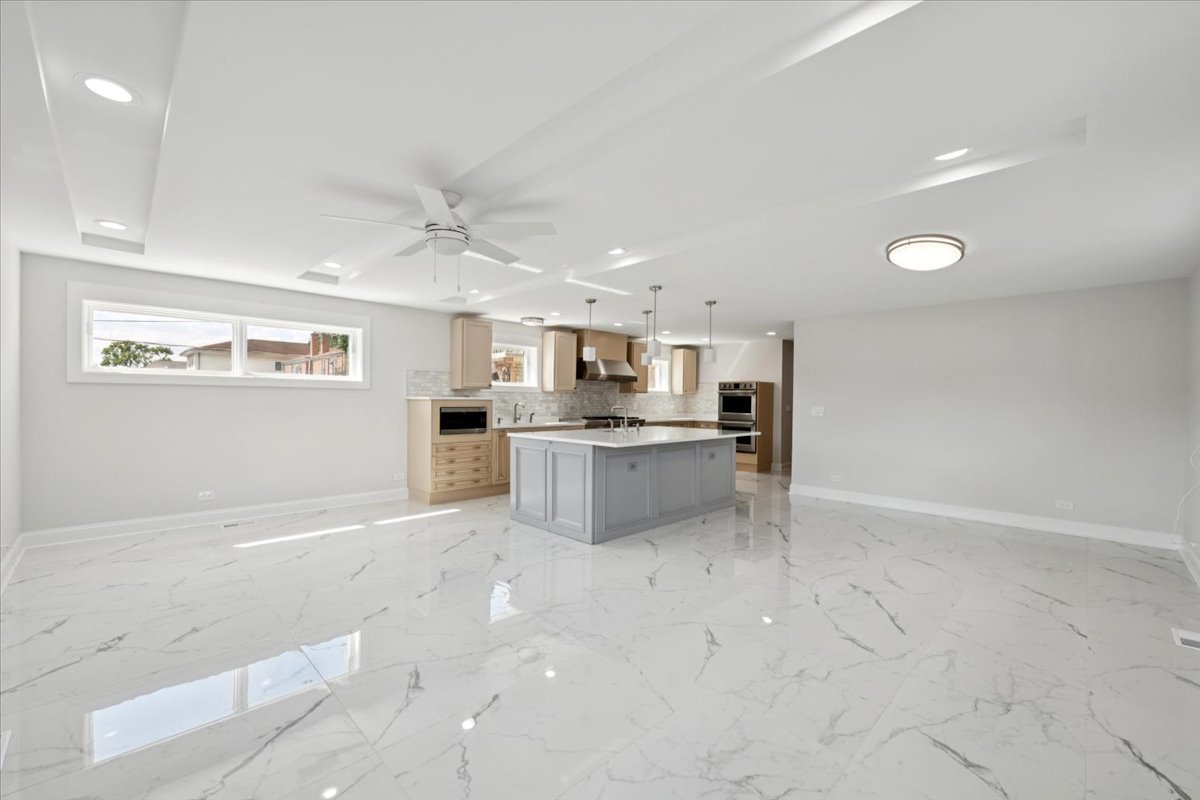 1905 North Nordica Avenue Chicago IL 60707