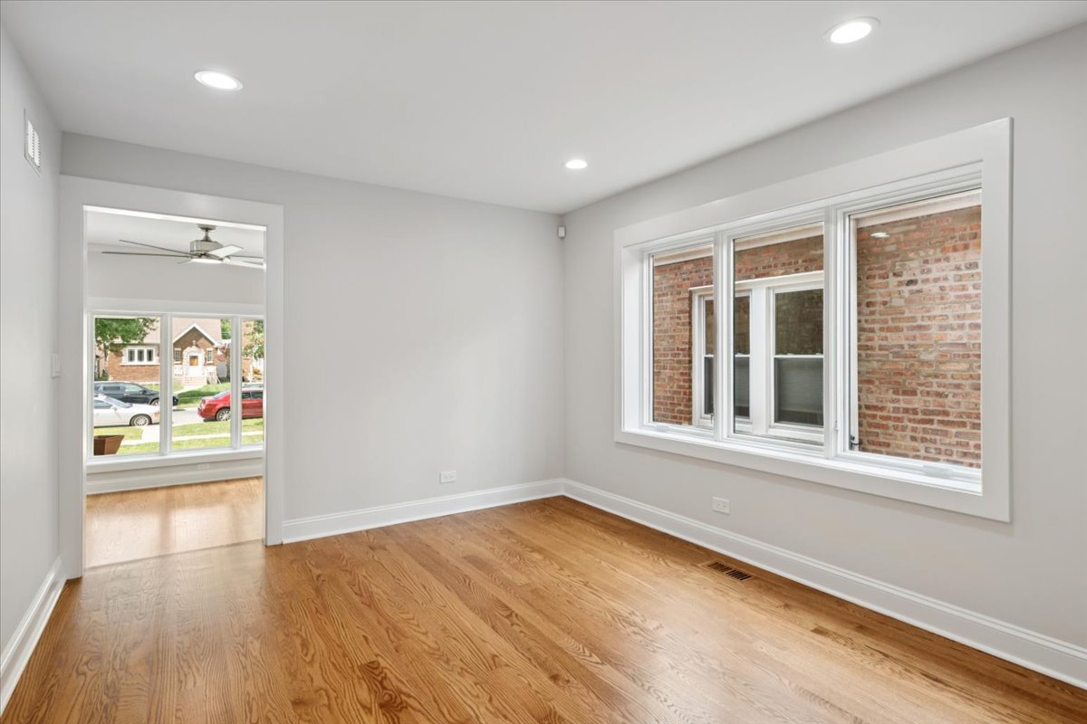 1905 North Nordica Avenue Chicago IL 60707