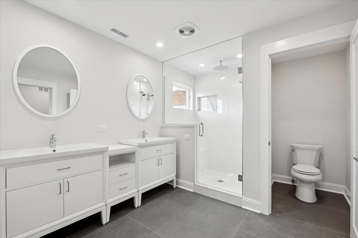 1905 North Nordica Avenue Chicago IL 60707