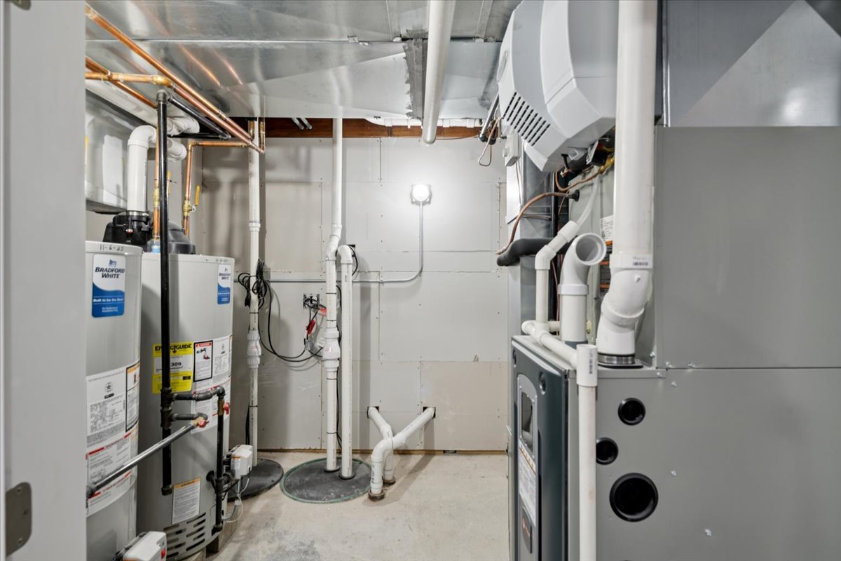 1905 North Nordica Avenue Chicago IL 60707