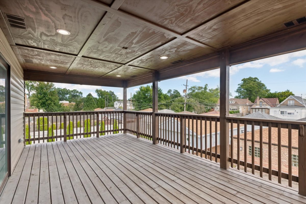 1905 North Nordica Avenue Chicago IL 60707