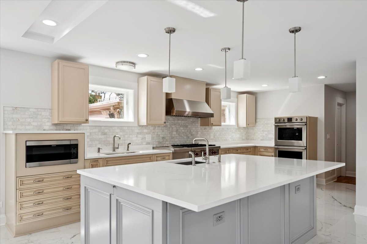 1905 North Nordica Avenue Chicago IL 60707