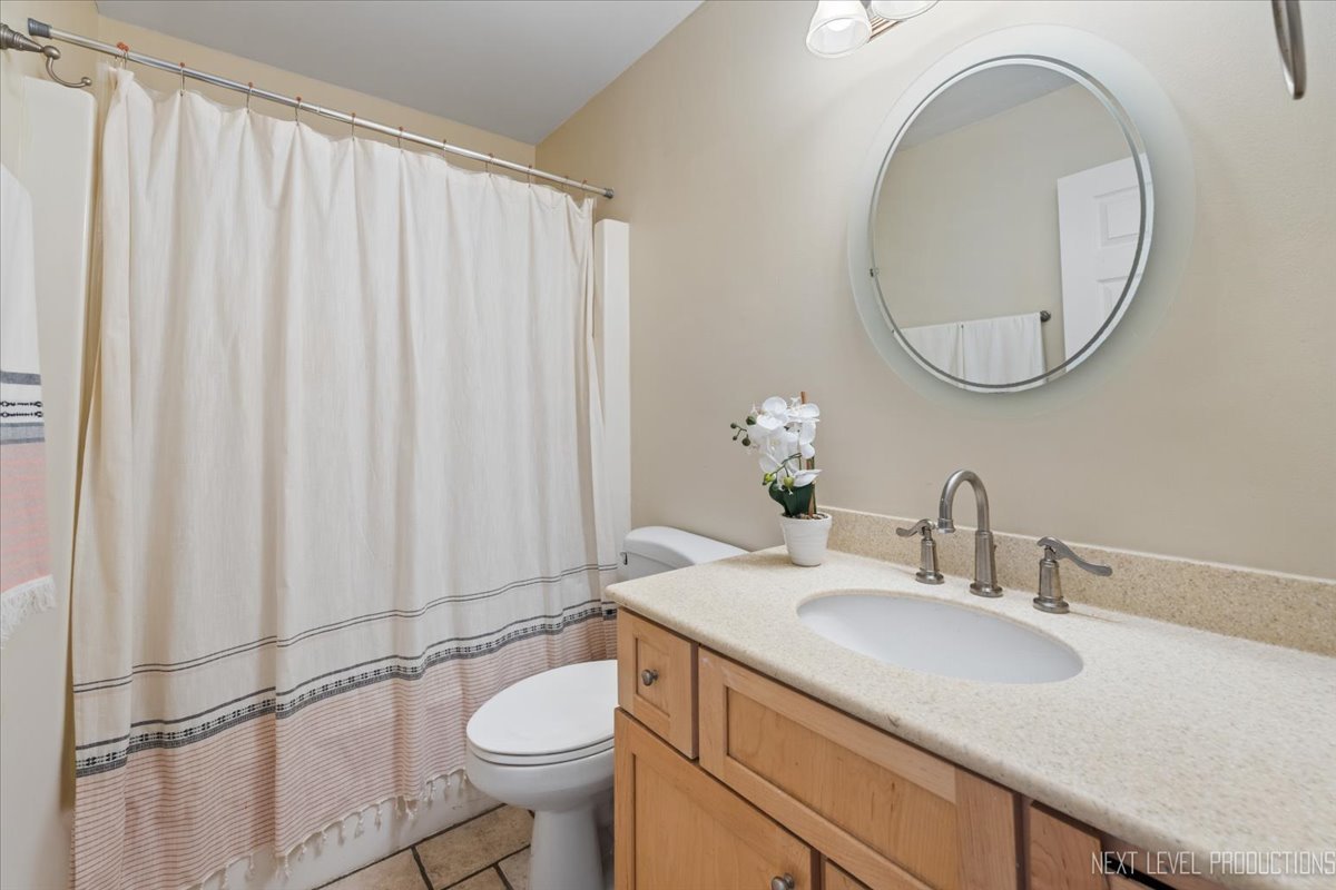 3144 Johnsbury Lane Aurora IL 60504