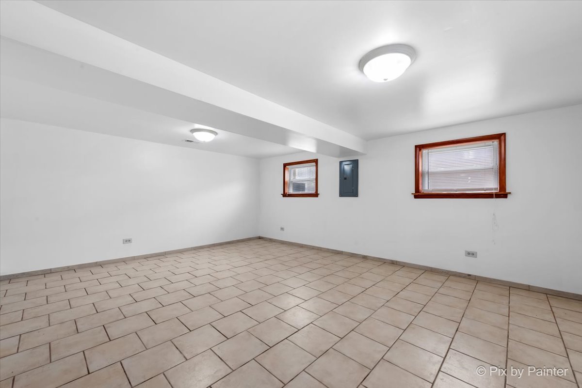 10316 South Green Bay Avenue Chicago IL 60617