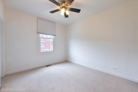 147 River Walk Court Elgin IL 60120