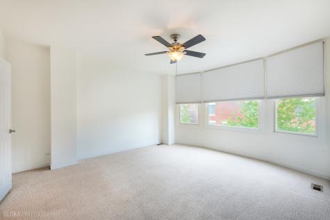 147 River Walk Court Elgin IL 60120