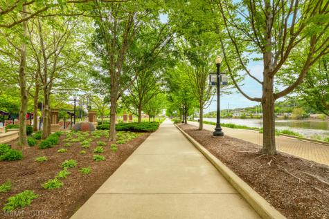 147 River Walk Court Elgin IL 60120
