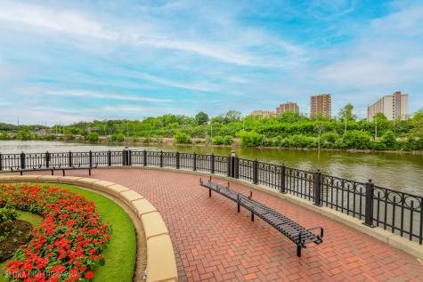147 River Walk Court Elgin IL 60120