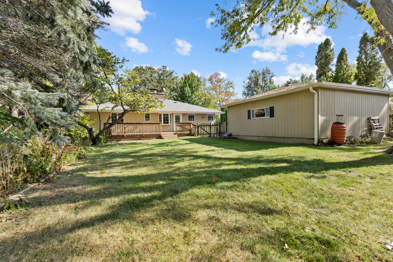 240 Scott Avenue Glen Ellyn IL 60137
