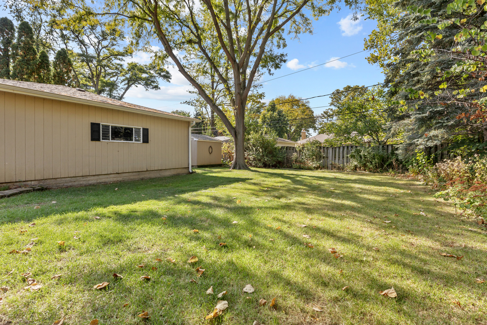 240 Scott Avenue Glen Ellyn IL 60137