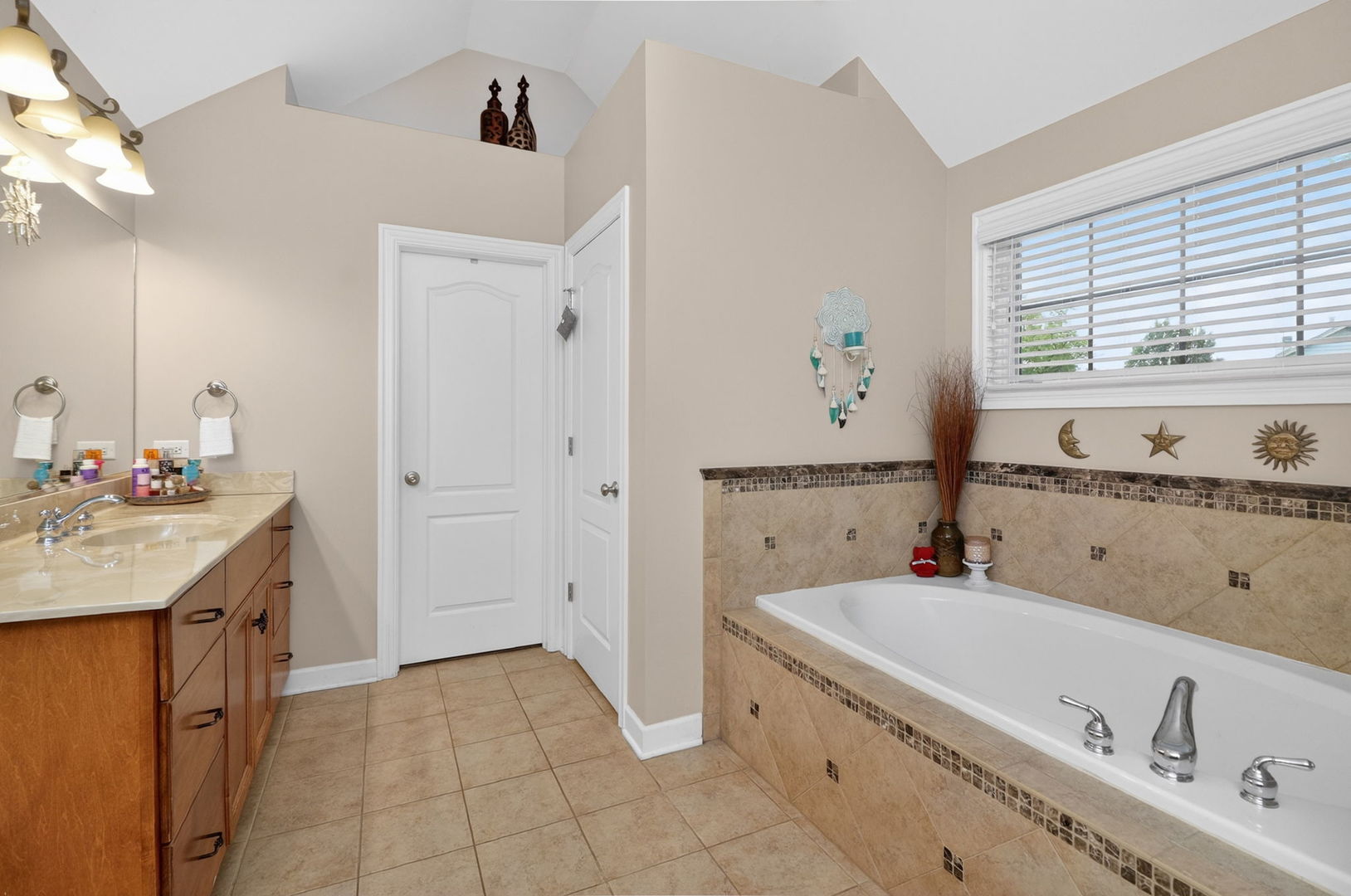 25002 Chalk Hill Circle Plainfield IL 60544