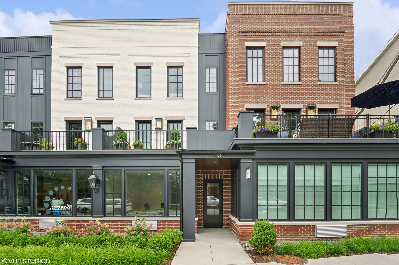 225 Burlington Avenue Clarendon Hills IL 60514