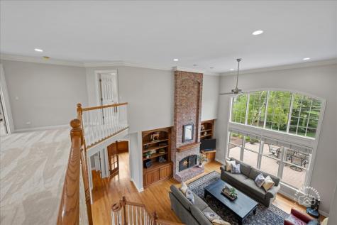 38W535 Red Bay Court St. Charles IL 60175