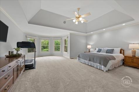 38W535 Red Bay Court St. Charles IL 60175