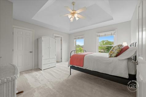 38W535 Red Bay Court St. Charles IL 60175