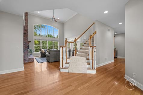 38W535 Red Bay Court St. Charles IL 60175