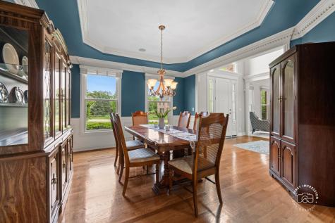 38W535 Red Bay Court St. Charles IL 60175