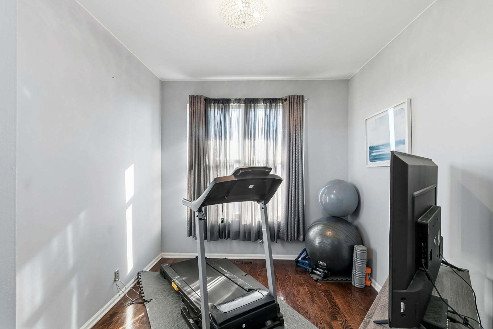 737 West St Johns Place Addison IL 60101